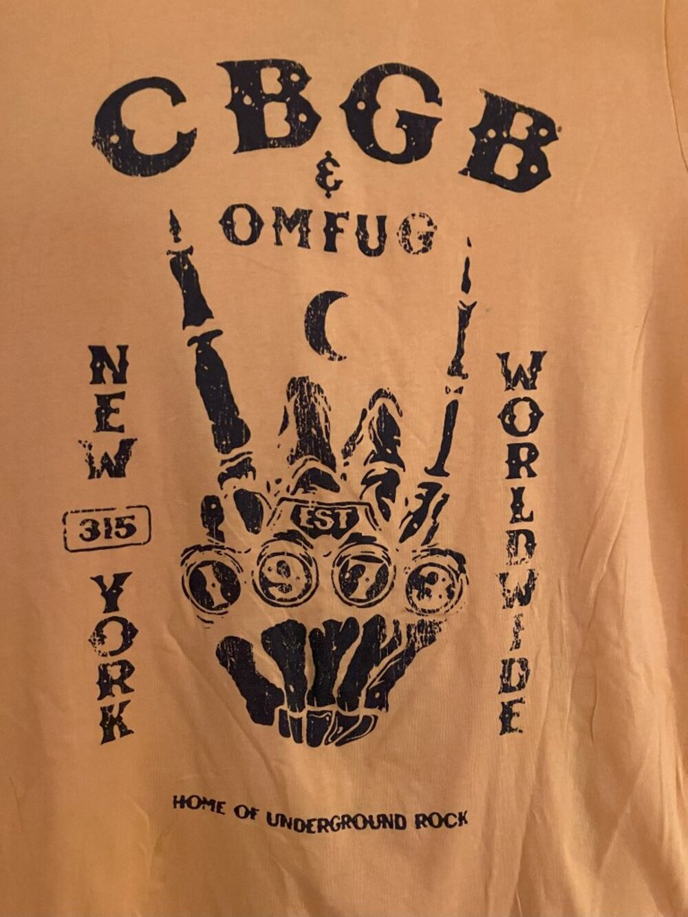 Torrid Size 2 (18-20) CBGB & OMFUG Gold Short Sleeve T-Shirt w Black Graphic - Picture 2 of 3